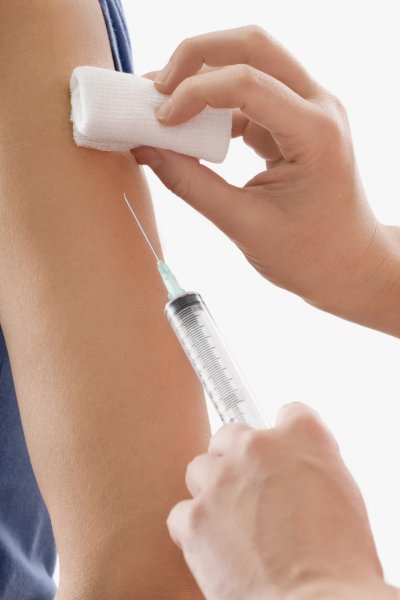 PHA urges ‘at-risk’ groups to get the flu jab as cases continue to occur 